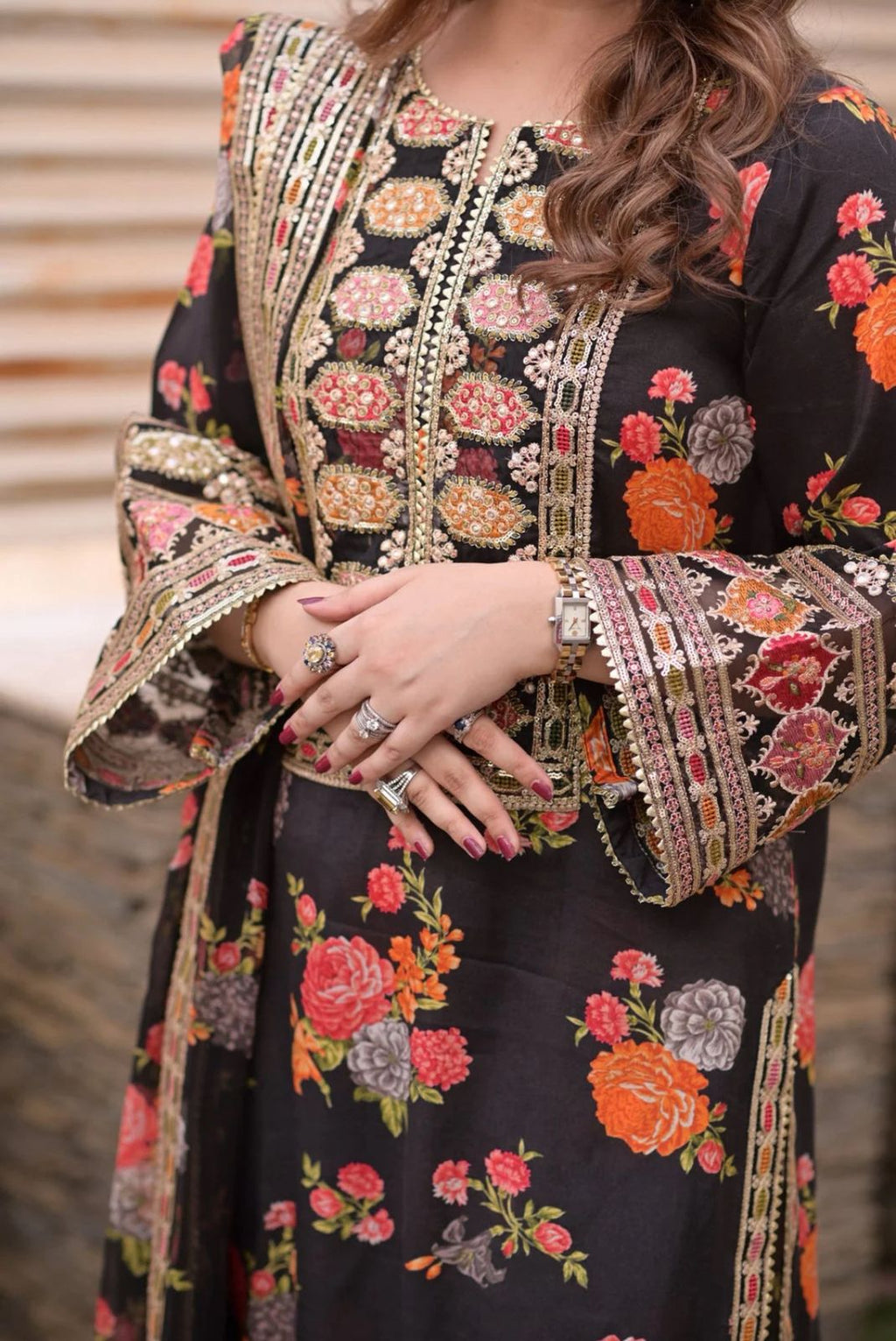 Firdos Black