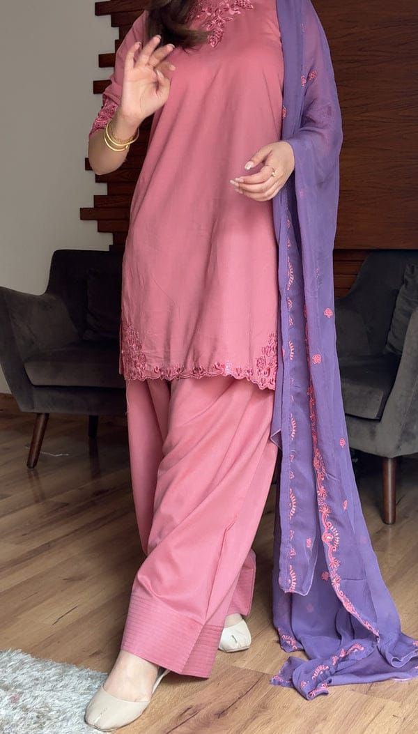 Sofia Embroidered 3pcs